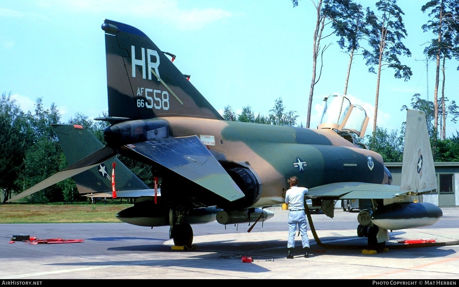 Aircraft Photo of 66-7558 / AF66-558 | McDonnell Douglas F-4D Phantom II | USA - Air Force | AirHistory.net #401638