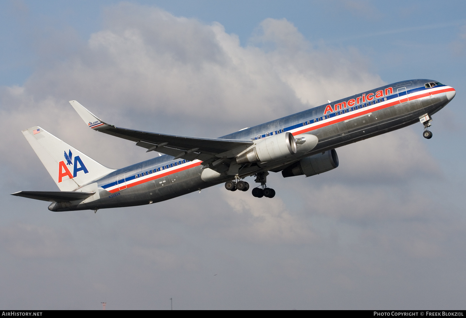 Aircraft Photo of N399AN | Boeing 767-323/ER | American Airlines | AirHistory.net #401751