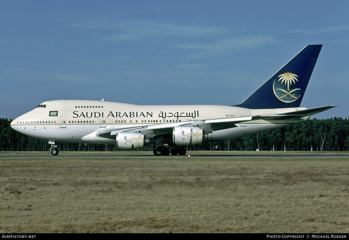 Aircraft Photo of HZ-AIF | Boeing 747SP-68 | Saudi Arabian Royal Flight | AirHistory.net #401760