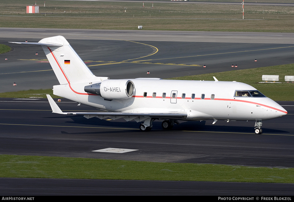 Aircraft Photo of D-AHEI | Bombardier Challenger 604 (CL-600-2B16) | AirHistory.net #401810