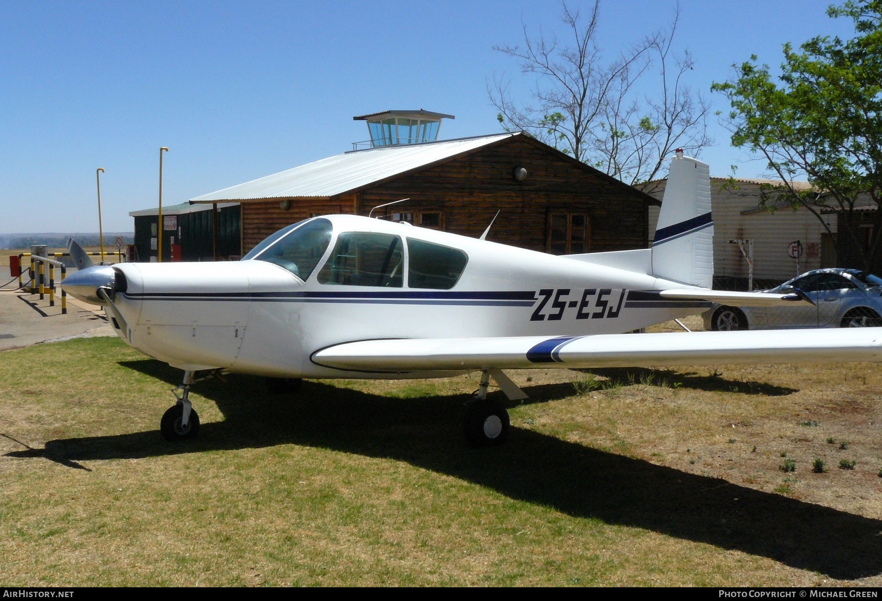 Aircraft Photo of ZS-ESJ | SIAI-Marchetti S-205-22R | AirHistory.net #401813