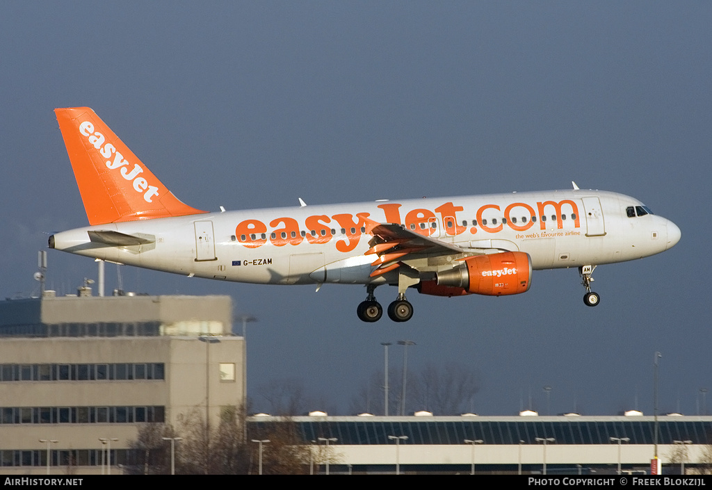 Aircraft Photo of G-EZAM | Airbus A319-111 | EasyJet | AirHistory.net #401831