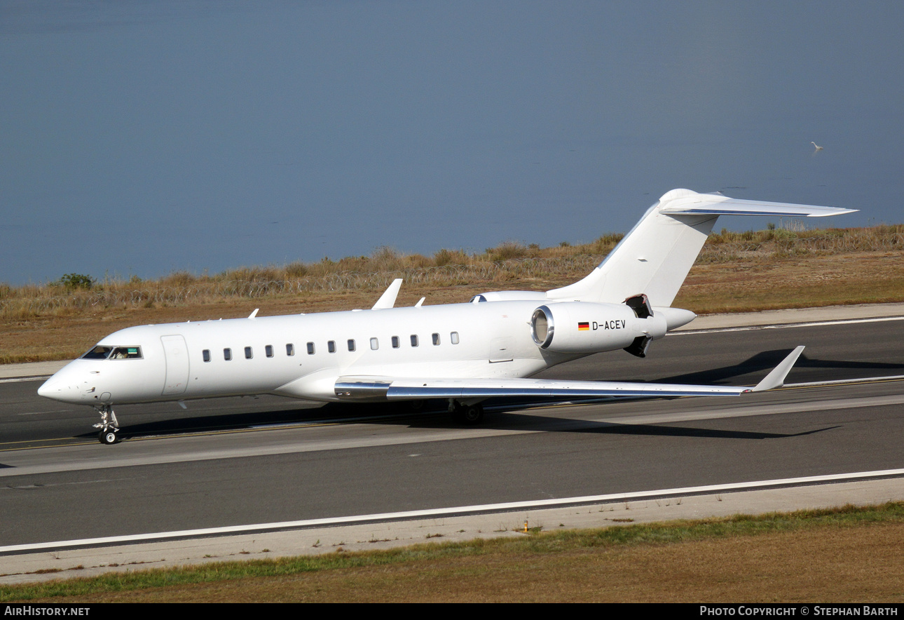 Aircraft Photo of D-ACEV | Bombardier Global Express (BD-700-1A10) | AirHistory.net #401832