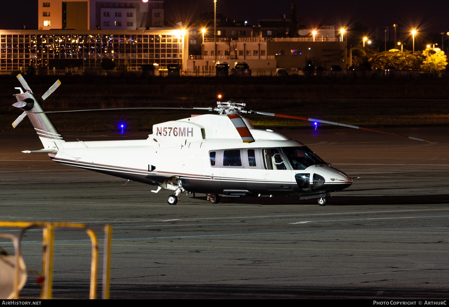Aircraft Photo of N576MH | Sikorsky S-76C++ | AirHistory.net #401837