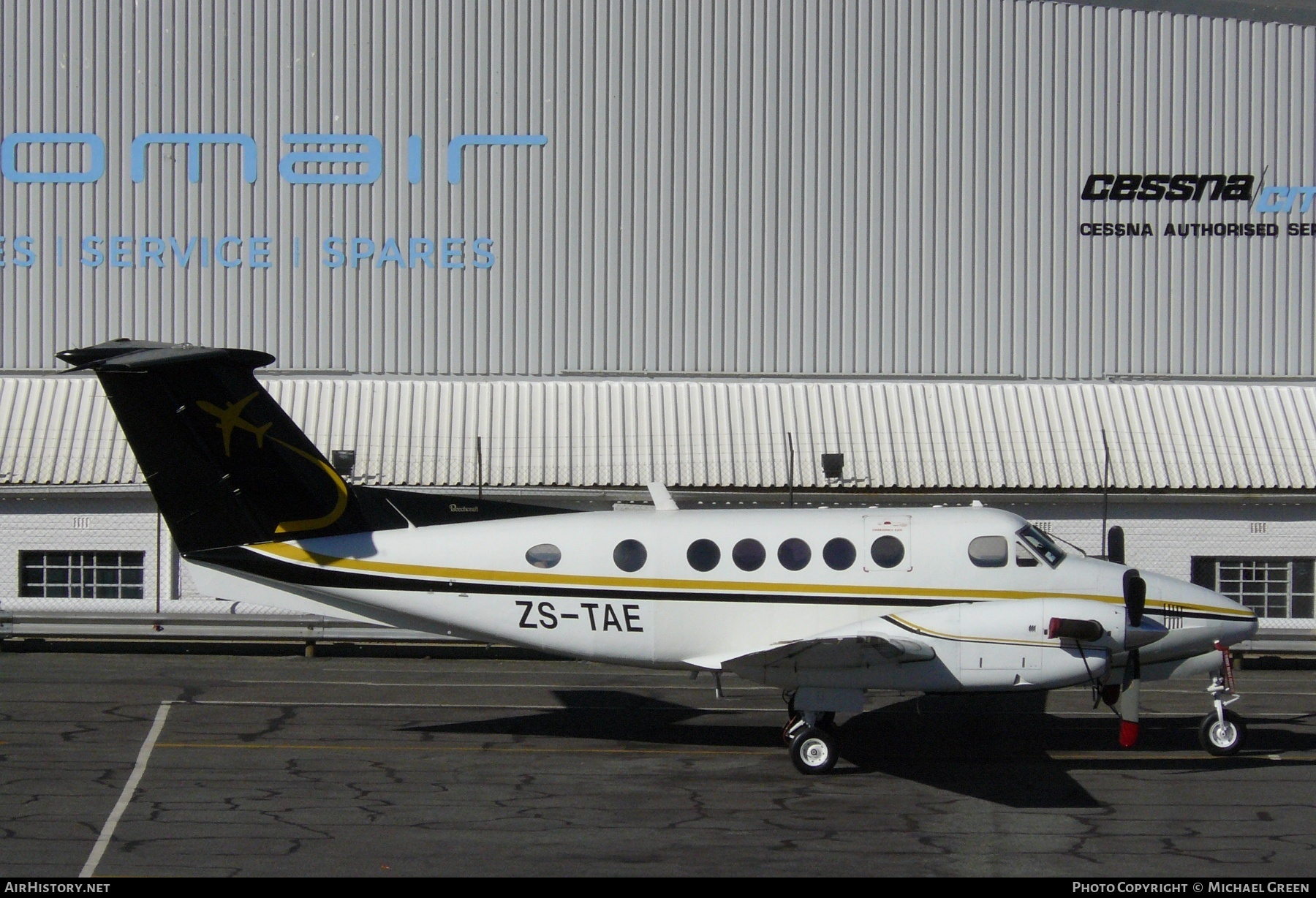 Aircraft Photo of ZS-TAE | Beech 200 Super King Air | AirHistory.net #401844