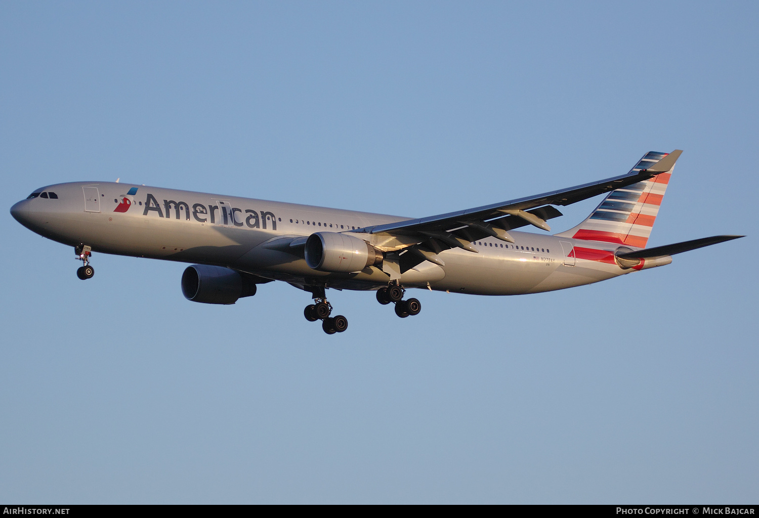 Aircraft Photo of N278AY | Airbus A330-323 | American Airlines | AirHistory.net #401899