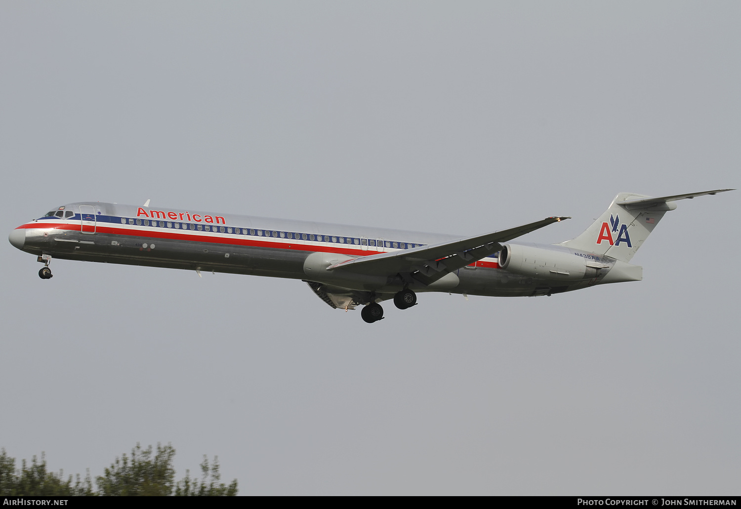 Aircraft Photo of N438AA | McDonnell Douglas MD-82 (DC-9-82) | American Airlines | AirHistory.net #401934