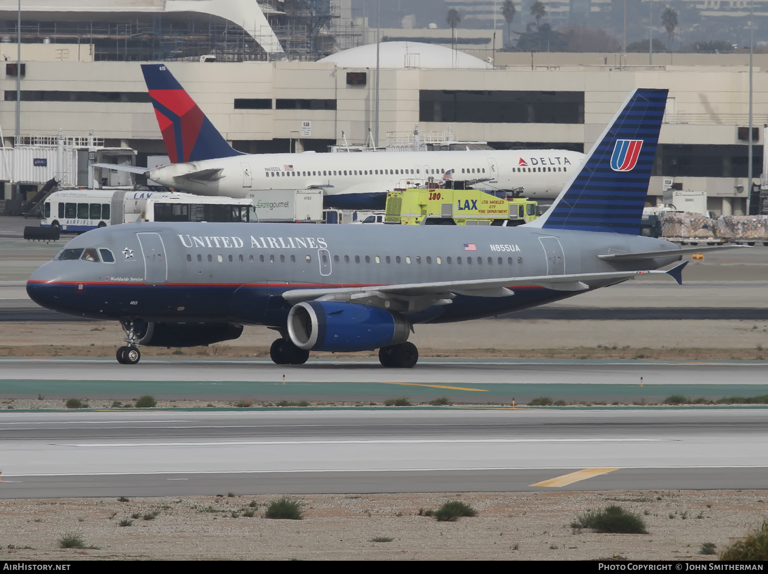 Aircraft Photo of N855UA | Airbus A319-131 | United Airlines | AirHistory.net #401940