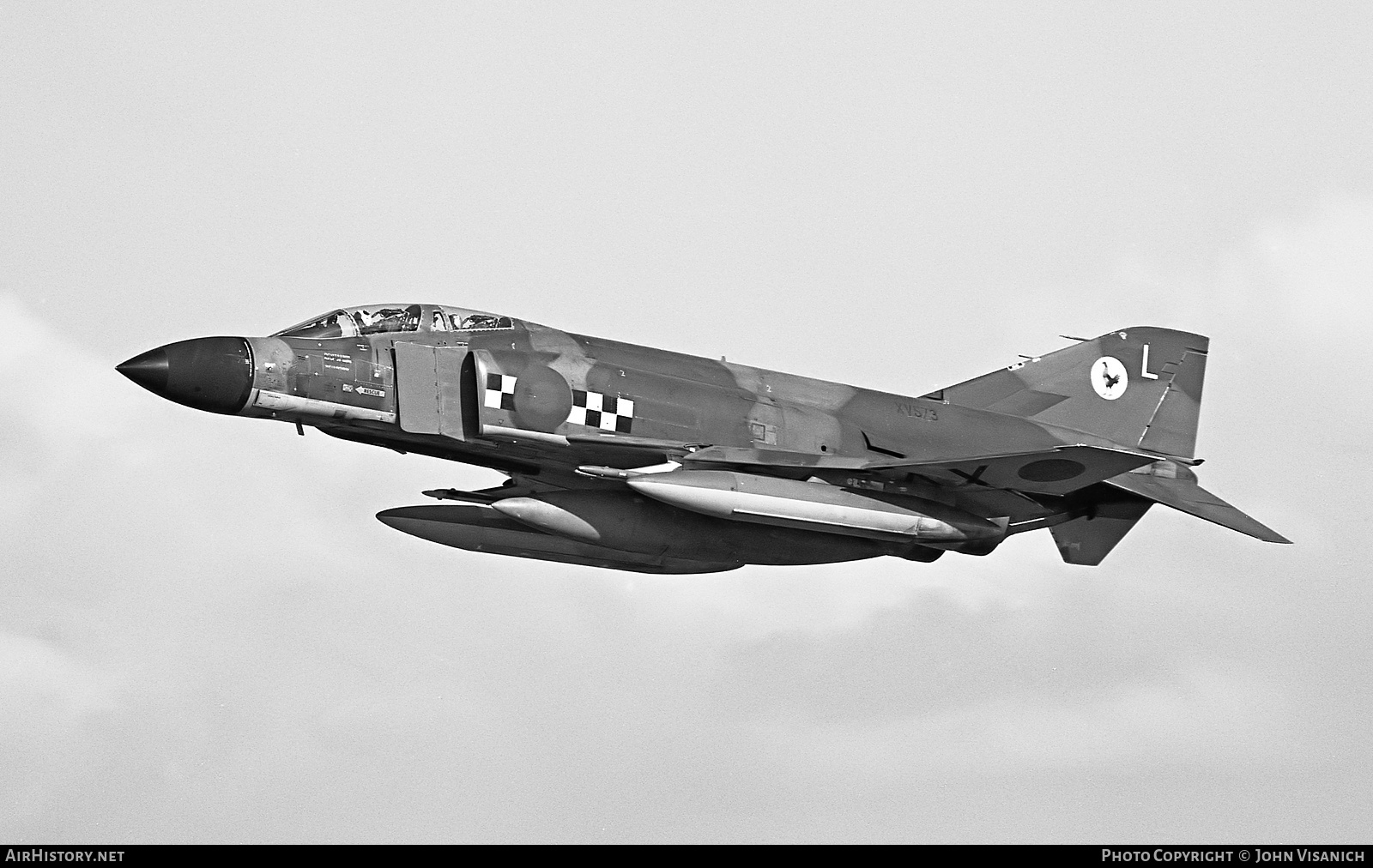 Aircraft Photo of XV573 | McDonnell Douglas F-4K Phantom FG1 | UK - Air Force | AirHistory.net #402002