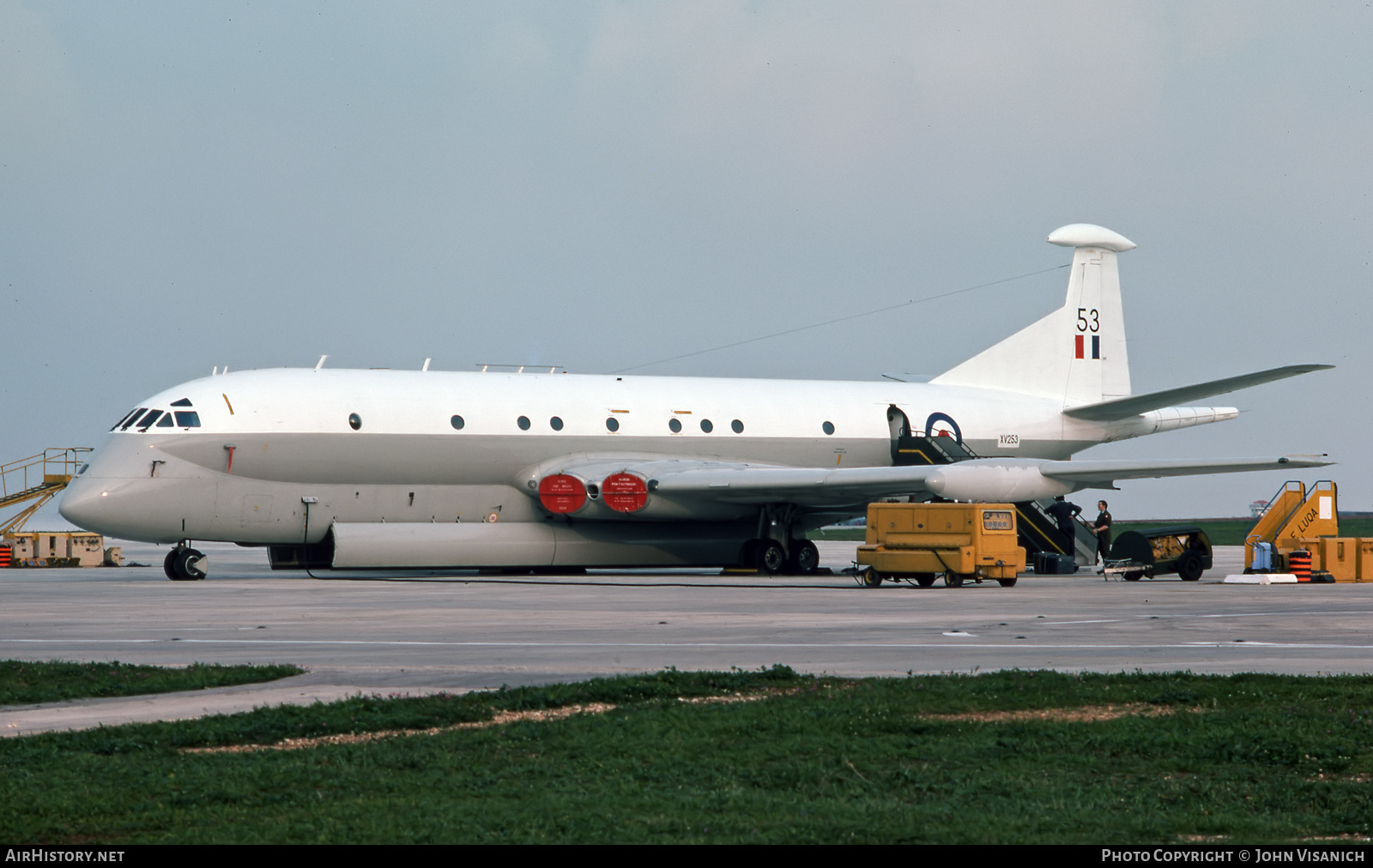 Aircraft Photo of XV253 | Hawker Siddeley Nimrod MR1 | UK - Air Force | AirHistory.net #402004