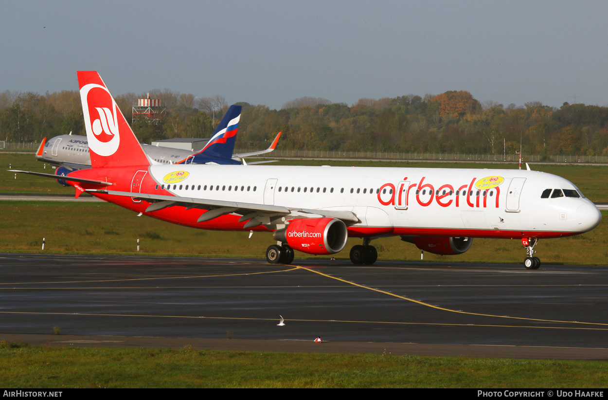 Aircraft Photo of OE-LCA | Airbus A321-211 | Air Berlin | AirHistory.net #402020