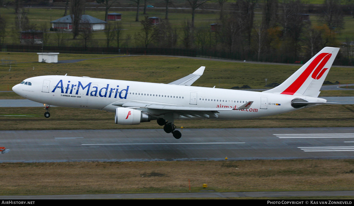 Aircraft Photo of EC-IYB | Airbus A330-202 | Air Madrid | AirHistory.net #402046