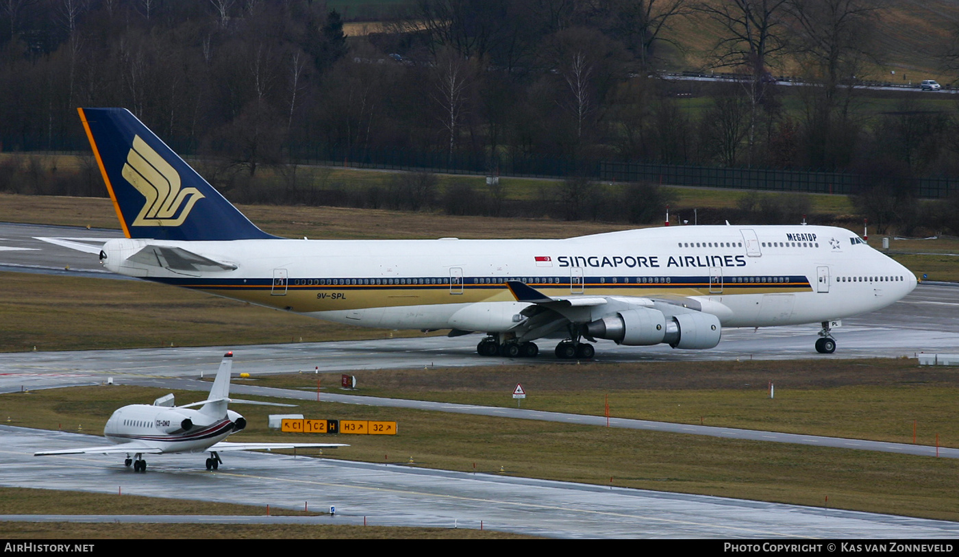 Aircraft Photo of 9V-SPL | Boeing 747-412 | Singapore Airlines | AirHistory.net #402056