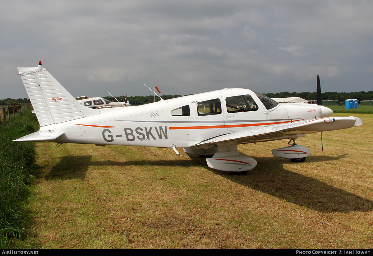 Aircraft Photo of G-BSKW | Piper PA-28-181 Cherokee Archer II | AirHistory.net #402062