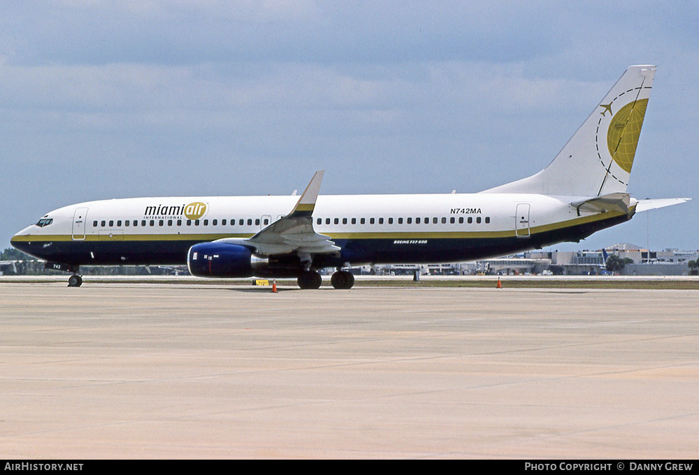 Aircraft Photo of N742MA | Boeing 737-83N | Miami Air International | AirHistory.net #402270