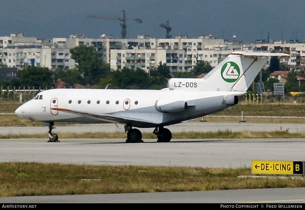 Aircraft Photo of LZ-DOS | Yakovlev Yak-40 | Hemus Air | AirHistory.net #402287