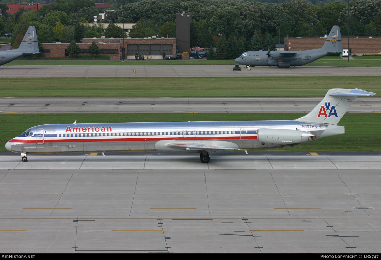 Aircraft Photo of N458AA | McDonnell Douglas MD-82 (DC-9-82) | American Airlines | AirHistory.net #402316