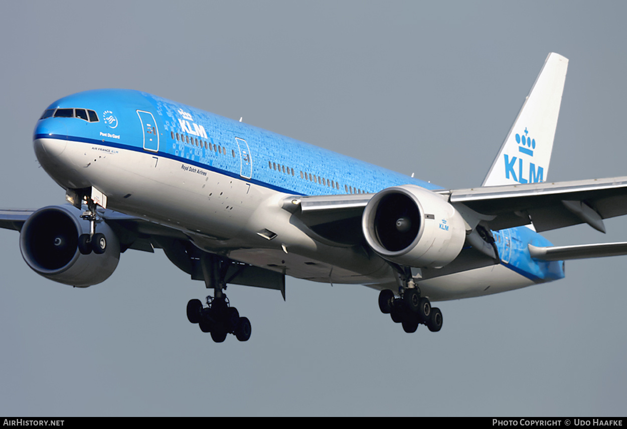Aircraft Photo of PH-BQP | Boeing 777-206/ER | KLM - Royal Dutch Airlines | AirHistory.net #402435