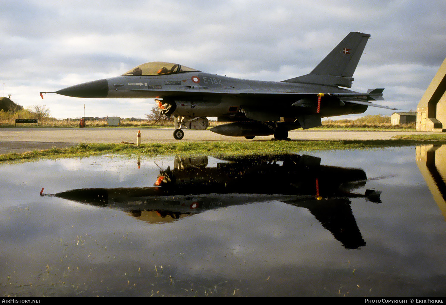 Aircraft Photo of E-182 | General Dynamics F-16A Fighting Falcon | Denmark - Air Force | AirHistory.net #402673
