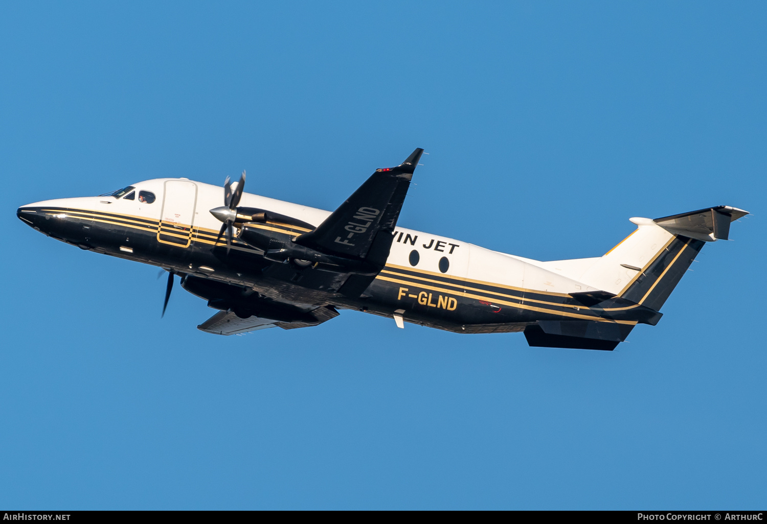 Aircraft Photo of F-GLND | Beech 1900D | Twin Jet | AirHistory.net #402734