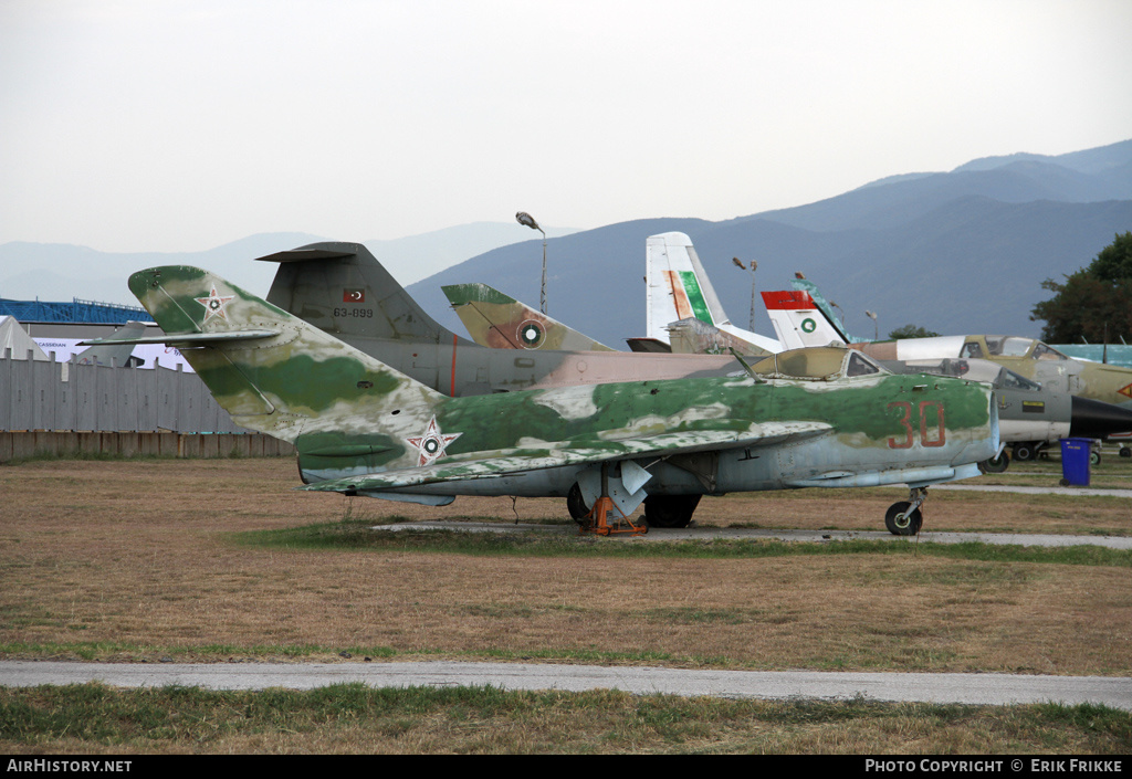 Aircraft Photo of 30 | PZL-Mielec Lim-5R | Bulgaria - Air Force | AirHistory.net #402806