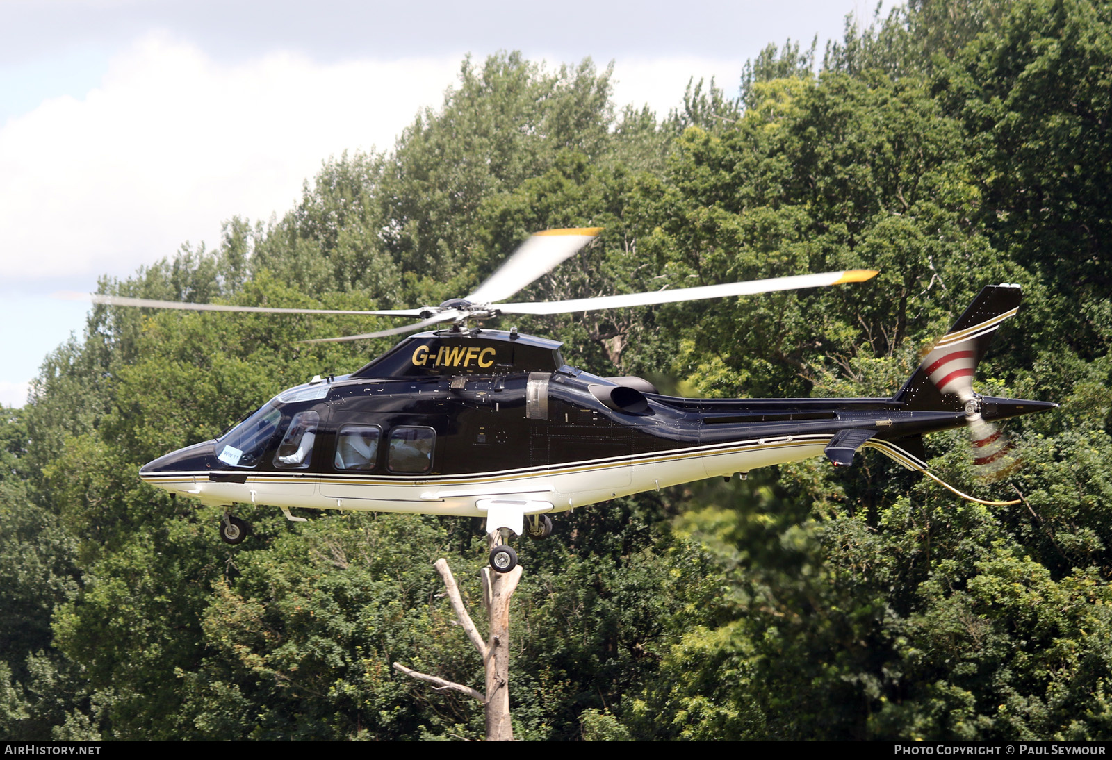Aircraft Photo of G-IWFC | AgustaWestland AW-109SP GrandNew | AirHistory.net #402819