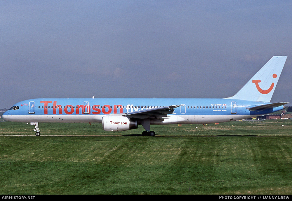 Aircraft Photo of G-BYAW | Boeing 757-204 | Thomsonfly | AirHistory.net #402909