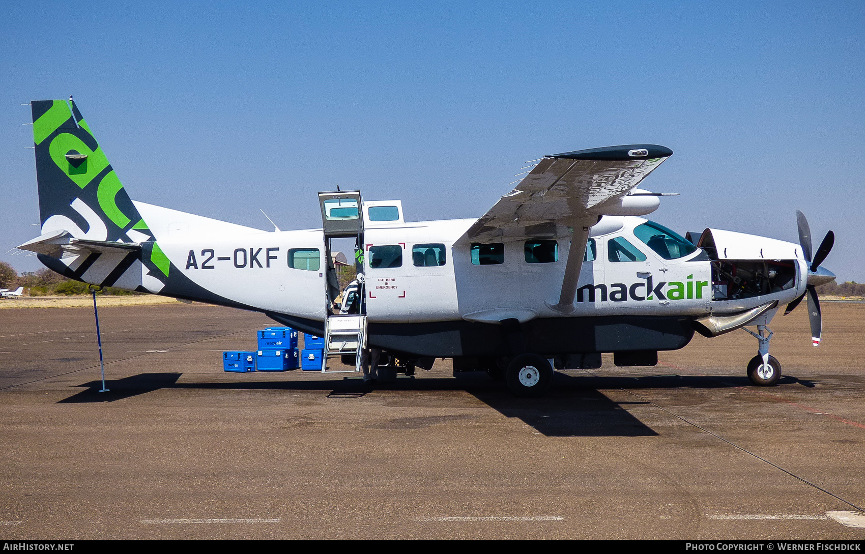 Aircraft Photo of A2-OKF | Cessna 208B Grand Caravan EX | Mack Air | AirHistory.net #402953