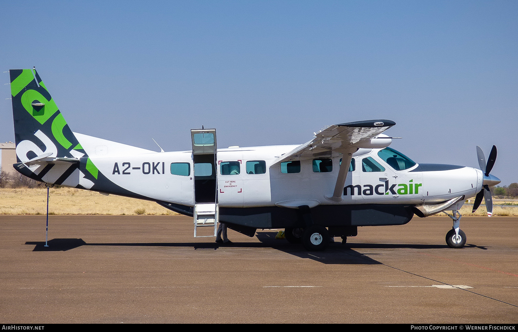 Aircraft Photo of A2-OKI | Cessna 208B Grand Caravan EX | Mack Air | AirHistory.net #402959