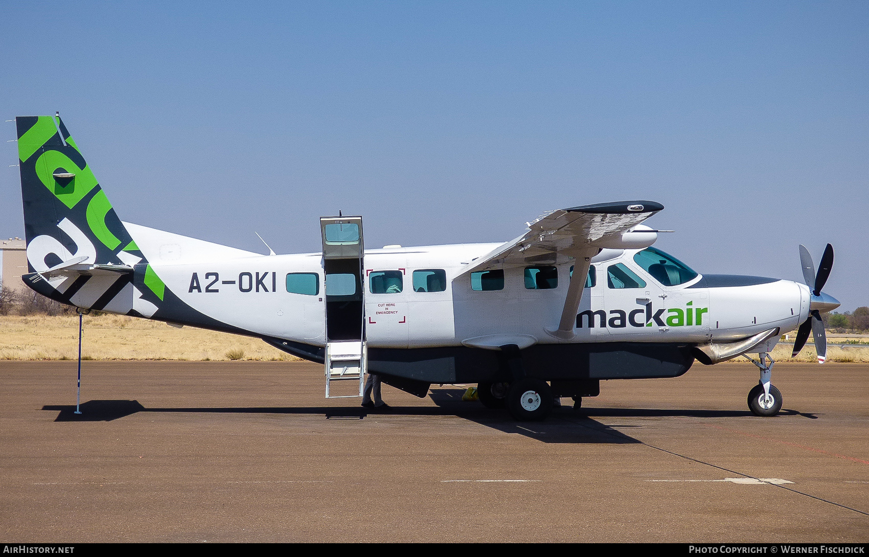 Aircraft Photo of A2-OKI | Cessna 208B Grand Caravan EX | Mack Air | AirHistory.net #402959