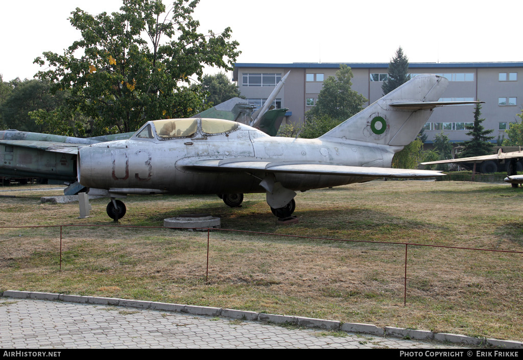 Aircraft Photo of 03 / 221 | Mikoyan-Gurevich MiG-15UTI | Bulgaria - Air Force | AirHistory.net #402965