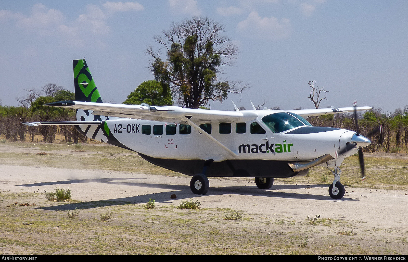 Aircraft Photo of A2-OKK | Cessna 208B Grand Caravan EX | Mack Air | AirHistory.net #402977