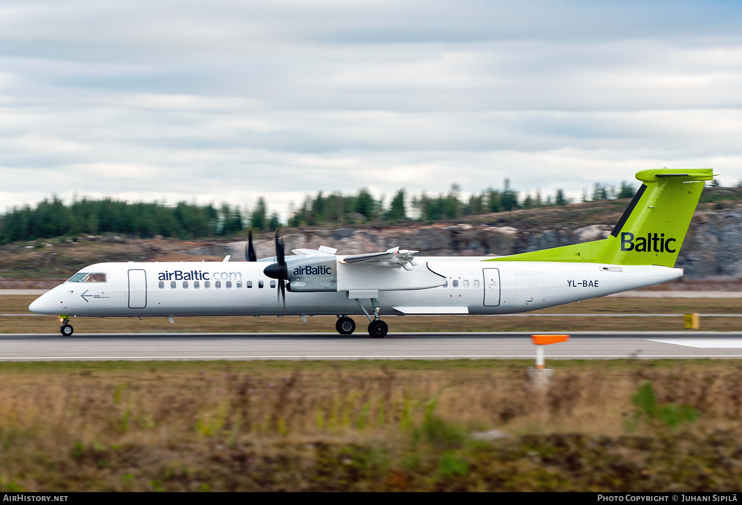 Aircraft Photo of YL-BAE | Bombardier DHC-8-402 Dash 8 | AirBaltic | AirHistory.net #402985
