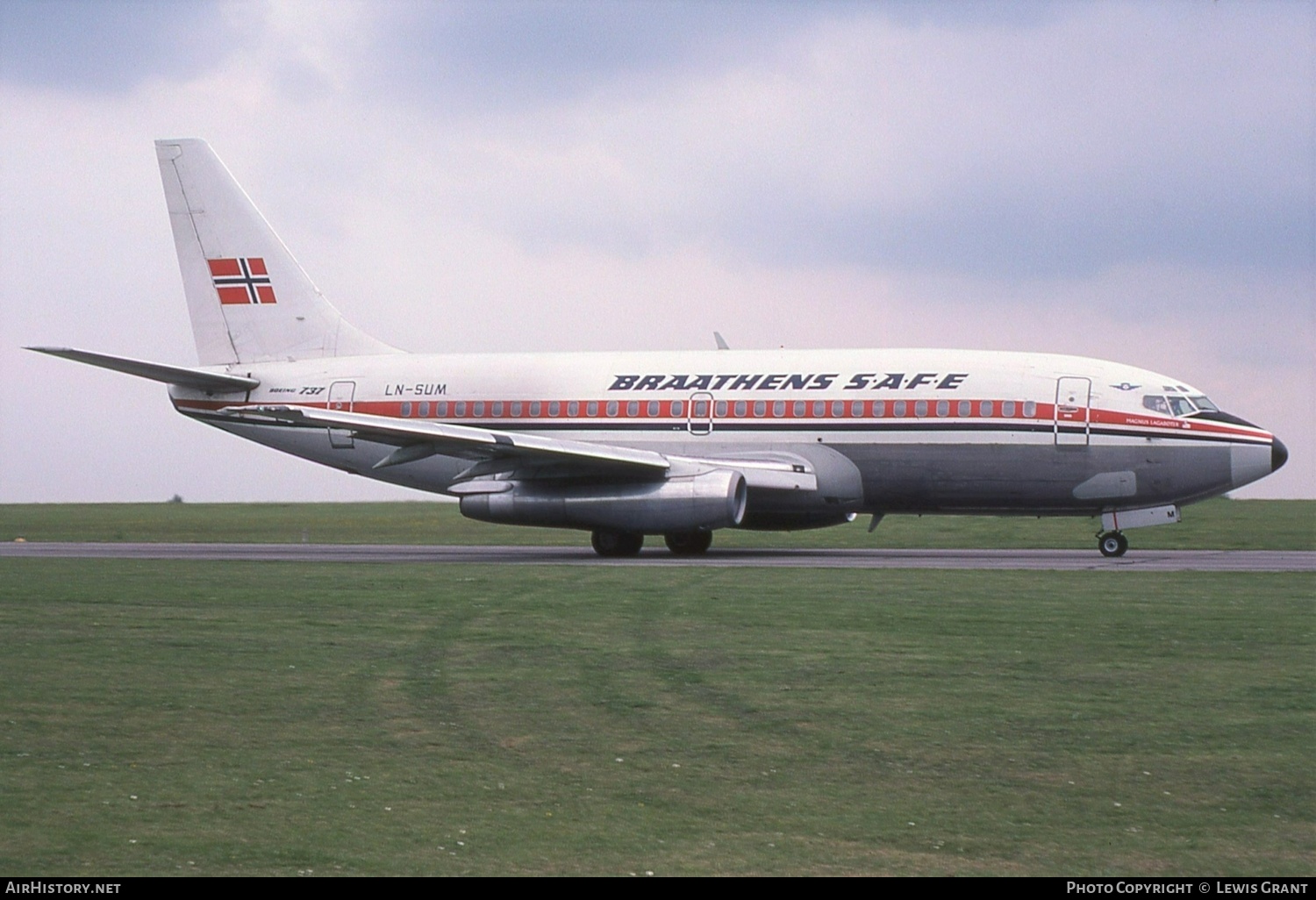 Aircraft Photo of LN-SUM | Boeing 737-205/Adv | Braathens SAFE | AirHistory.net #403066