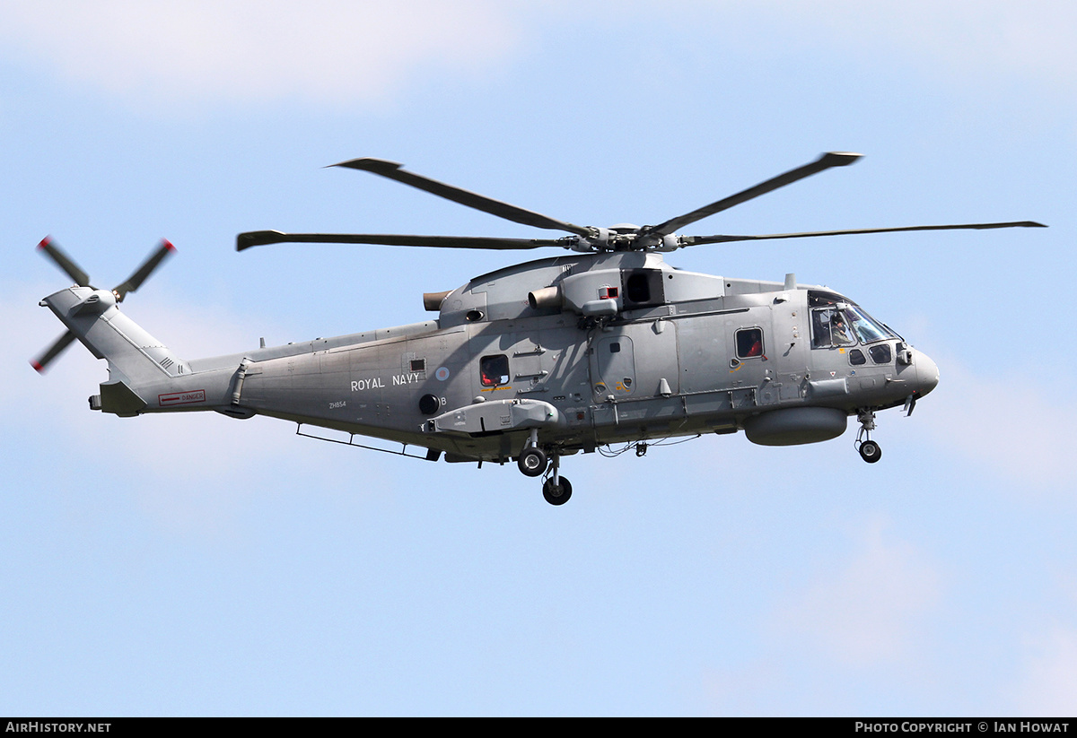Aircraft Photo of ZH854 | EHI EH101-111 Merlin HM2 | UK - Navy | AirHistory.net #403139