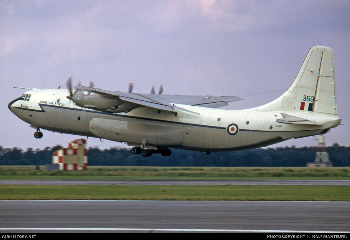 Aircraft Photo of XR369 | Short SC.5 Belfast C1 | UK - Air Force | AirHistory.net #403230