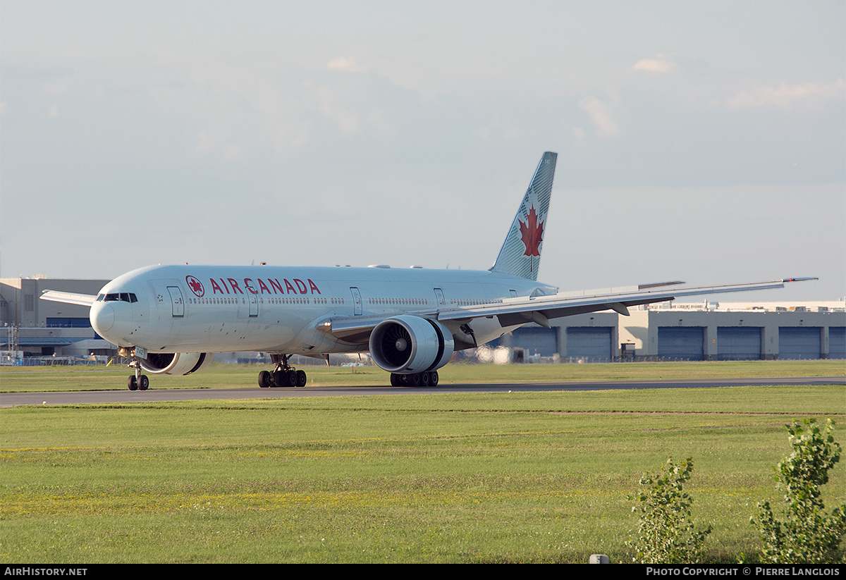 Aircraft Photo of C-FIVS | Boeing 777-333/ER | Air Canada | AirHistory.net #403366