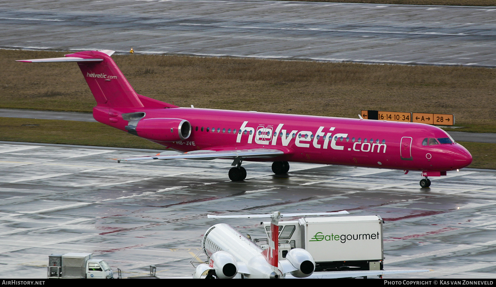 Aircraft Photo of HB-JVE | Fokker 100 (F28-0100) | Helvetic Airways | AirHistory.net #403395