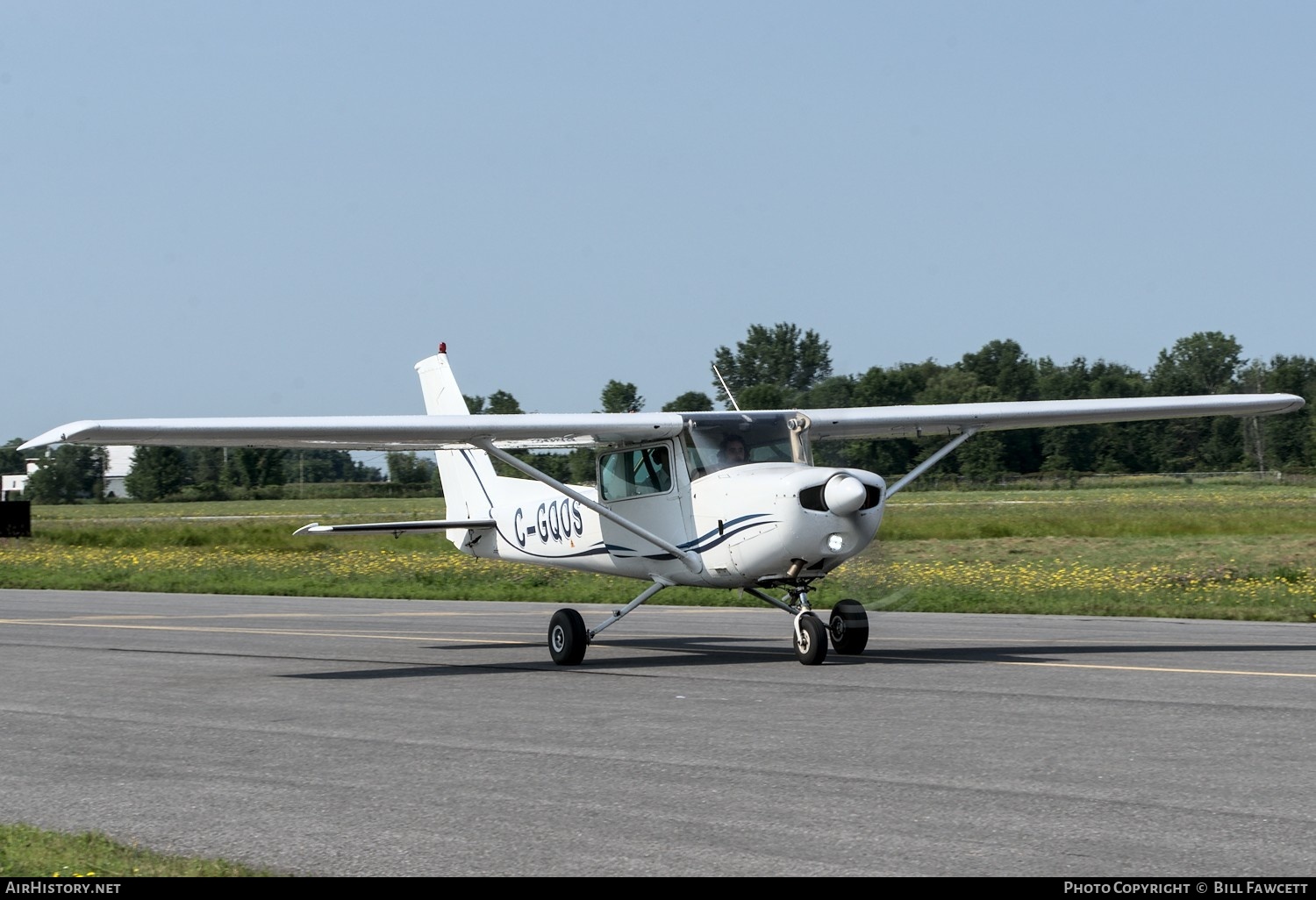 Aircraft Photo of C-GQOS | Cessna 152 | AirHistory.net #403404