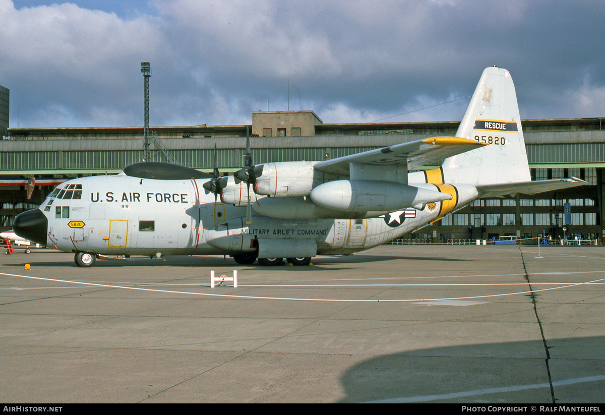 Aircraft Photo of 69-5820 / 95820 | Lockheed HC-130N Hercules (L-382) | USA - Air Force | AirHistory.net #403406