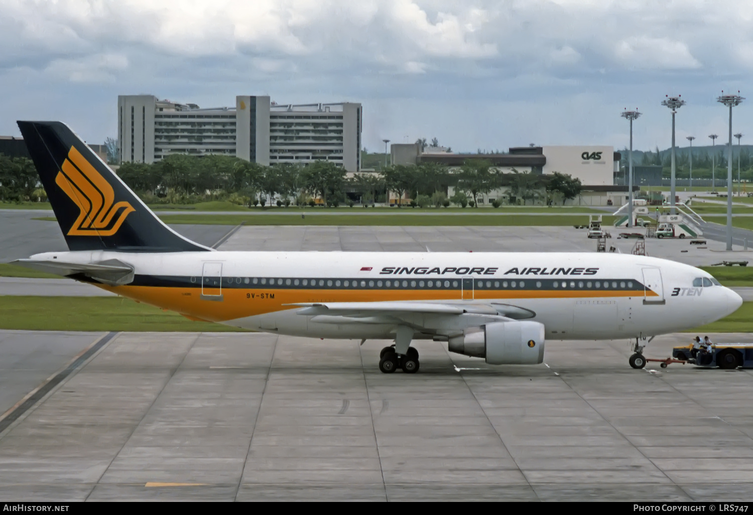 Aircraft Photo of 9V-STM | Airbus A310-222 | Singapore Airlines | AirHistory.net #403515