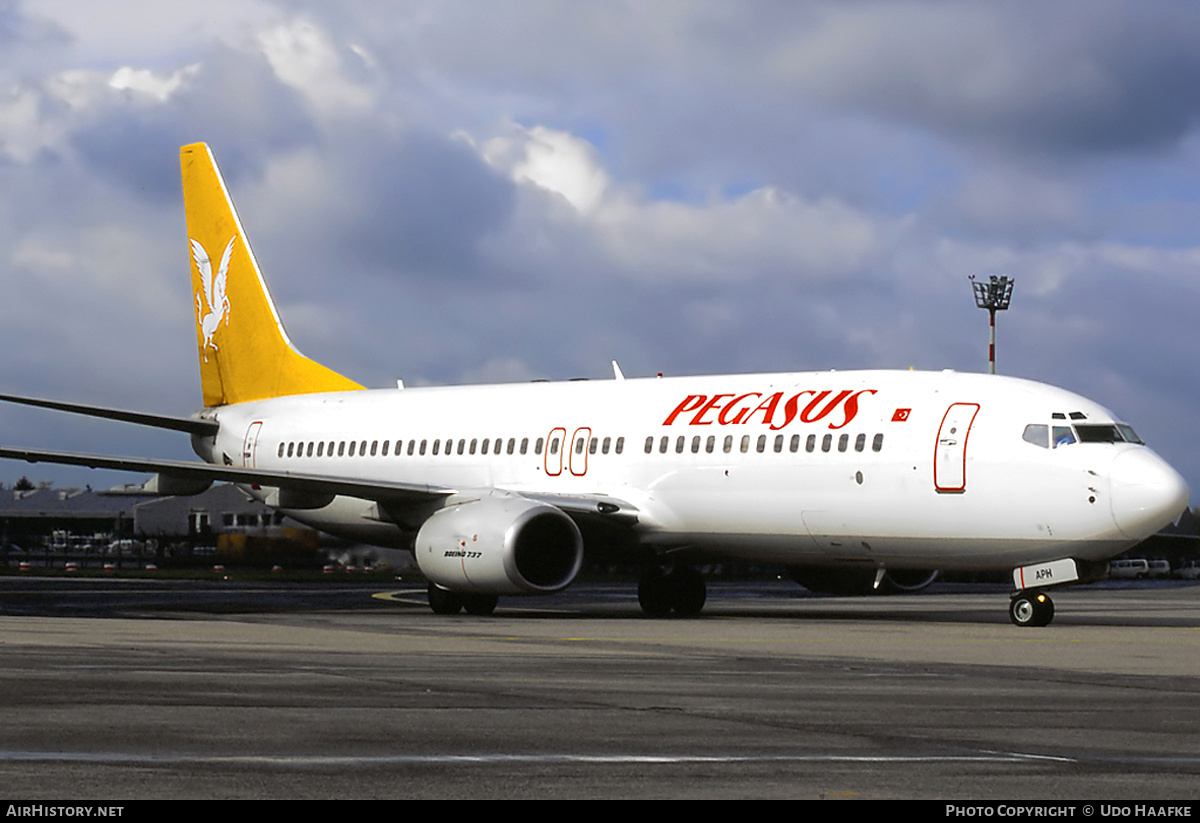 Aircraft Photo of TC-APH | Boeing 737-8S3 | Pegasus Airlines | AirHistory.net #403627