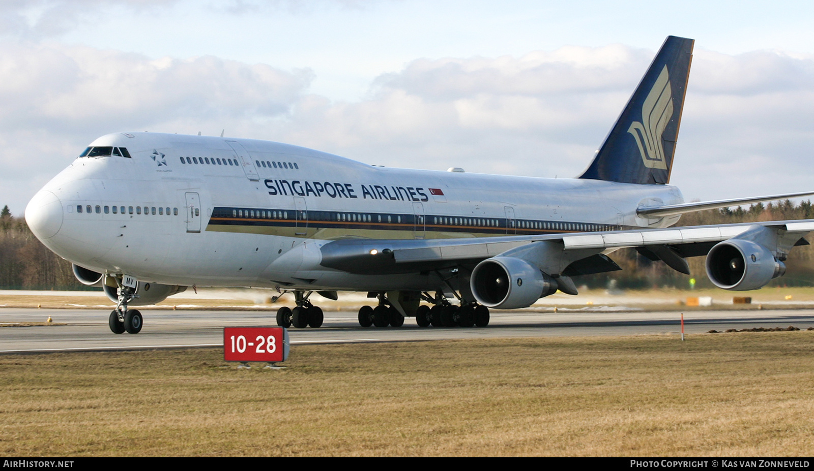Aircraft Photo of 9V-SMV | Boeing 747-412 | Singapore Airlines | AirHistory.net #403633