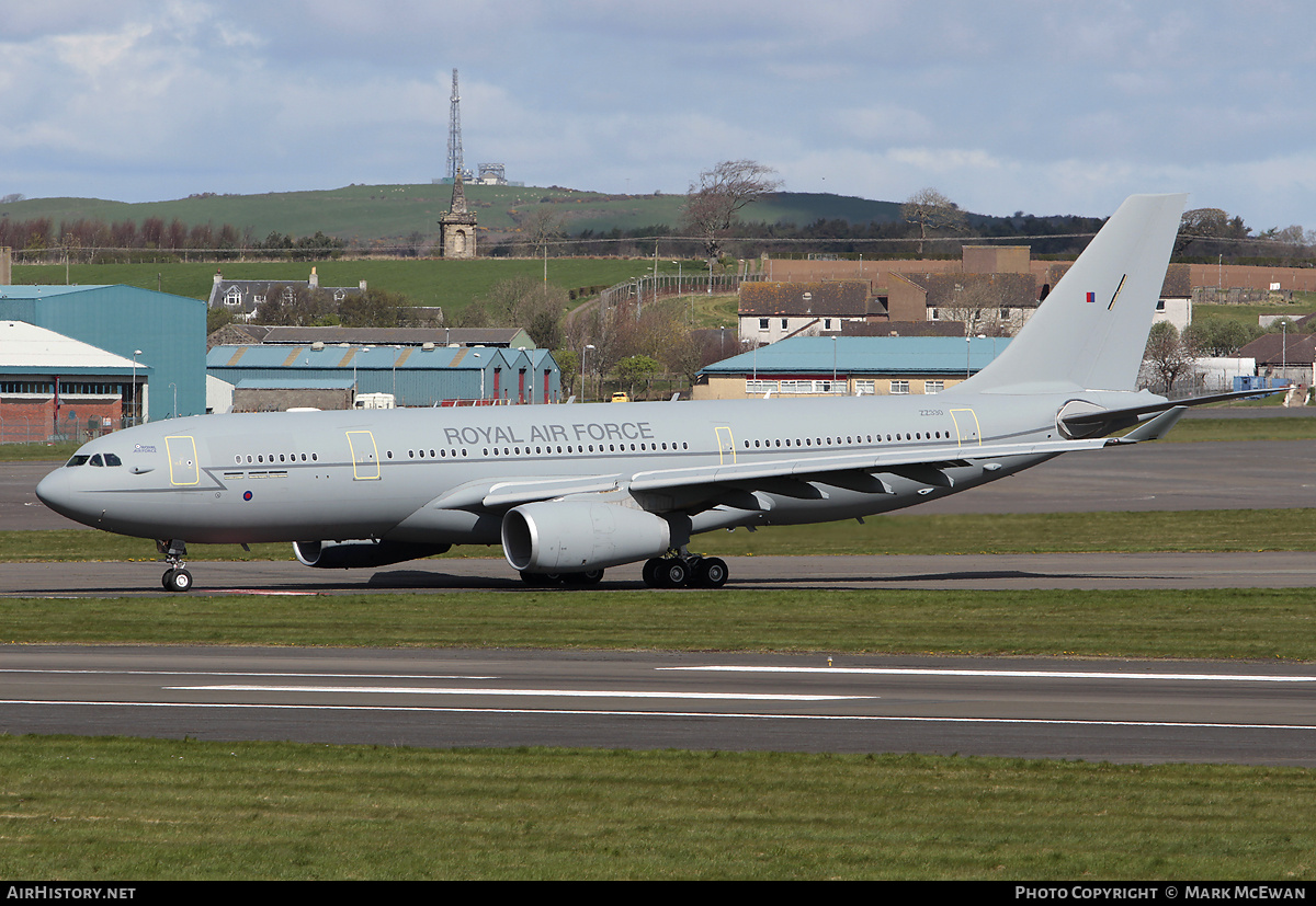 Aircraft Photo of ZZ330 | Airbus A330 Voyager KC2 (A330-243MRTT) | UK - Air Force | AirHistory.net #403673