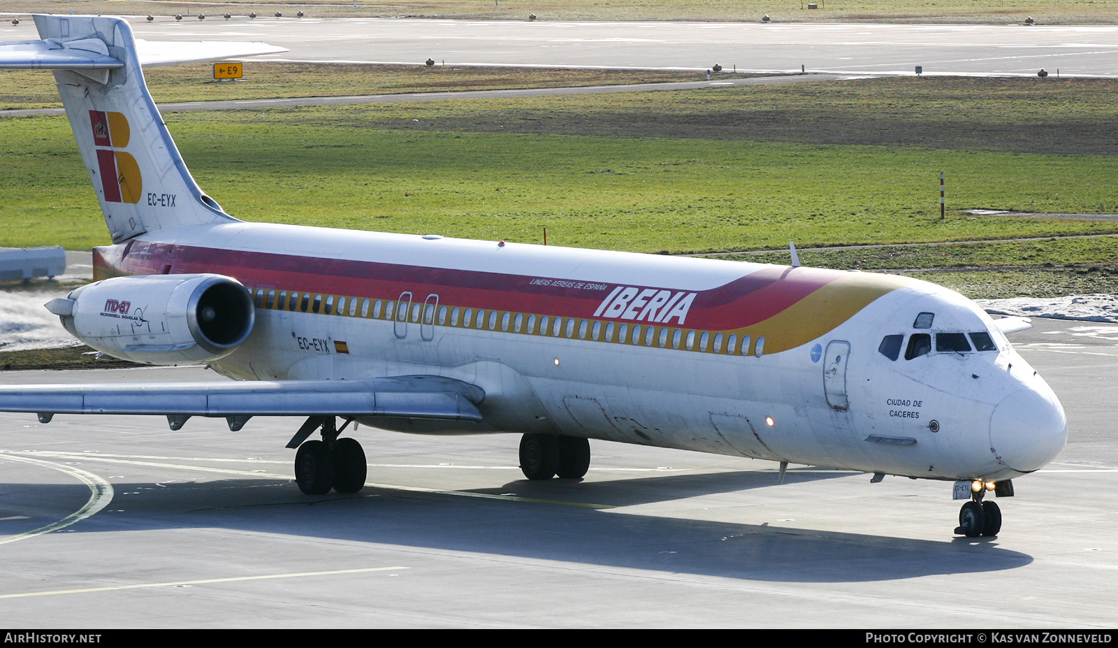 Aircraft Photo of EC-EYX | McDonnell Douglas MD-87 (DC-9-87) | Iberia | AirHistory.net #403675