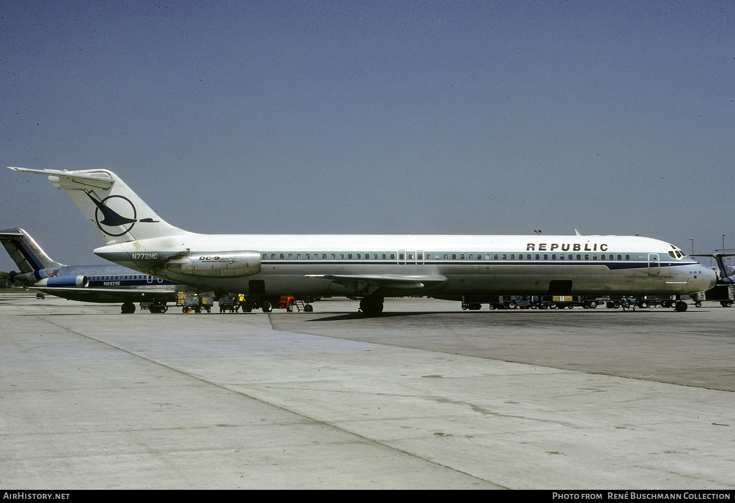 Aircraft Photo of N772NC | McDonnell Douglas DC-9-51 | Republic Airlines | AirHistory.net #403694