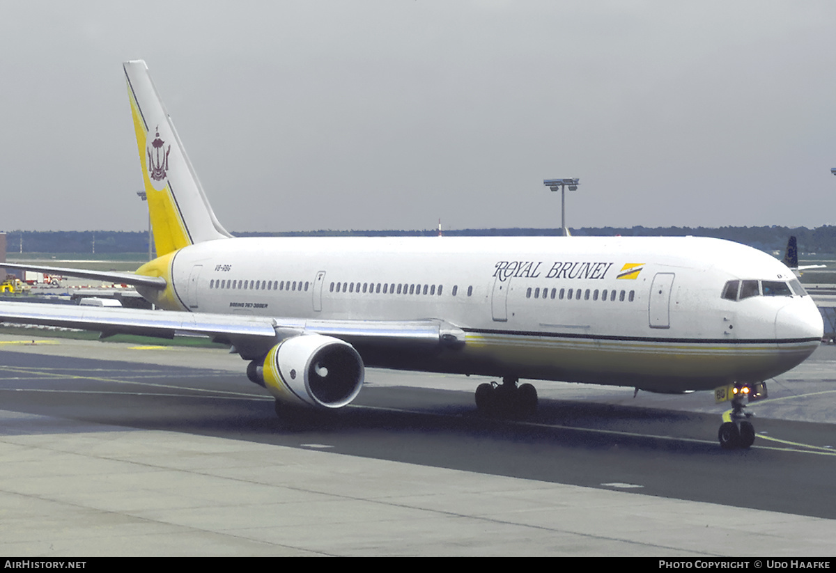 Aircraft Photo of V8-RBG | Boeing 767-33A/ER | Royal Brunei Airlines | AirHistory.net #403745