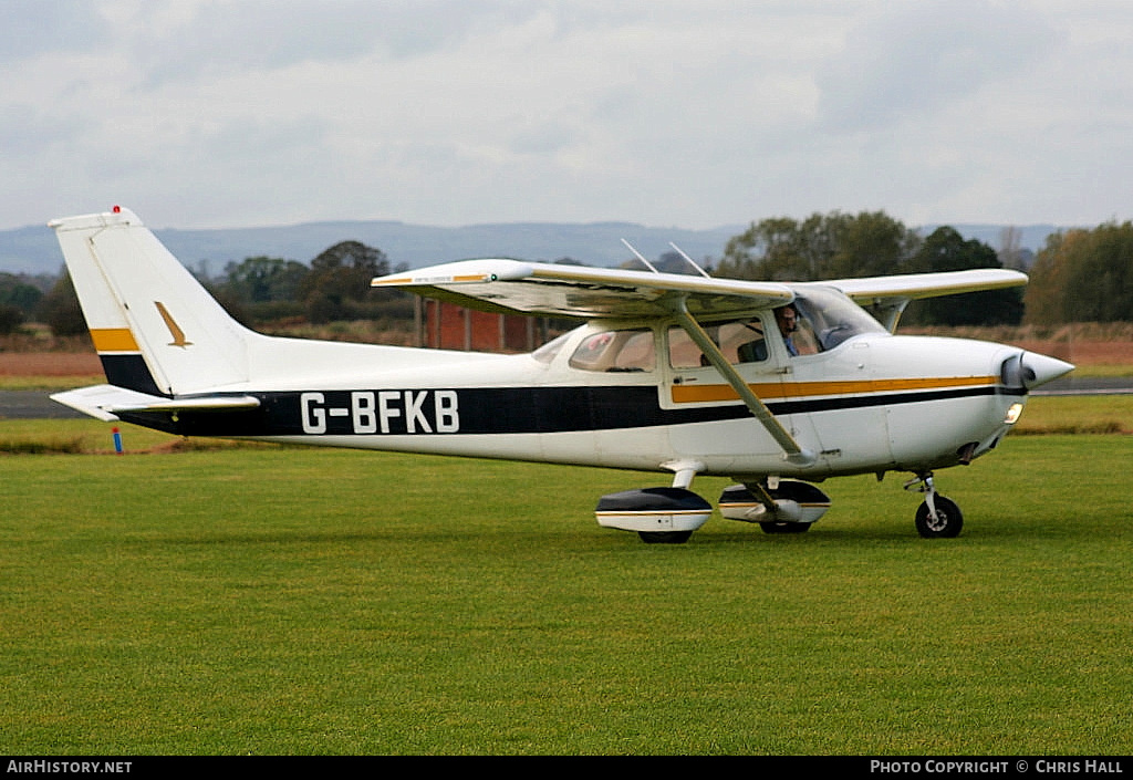 Aircraft Photo of G-BFKB | Reims F172N Skyhawk 100 | AirHistory.net #403746