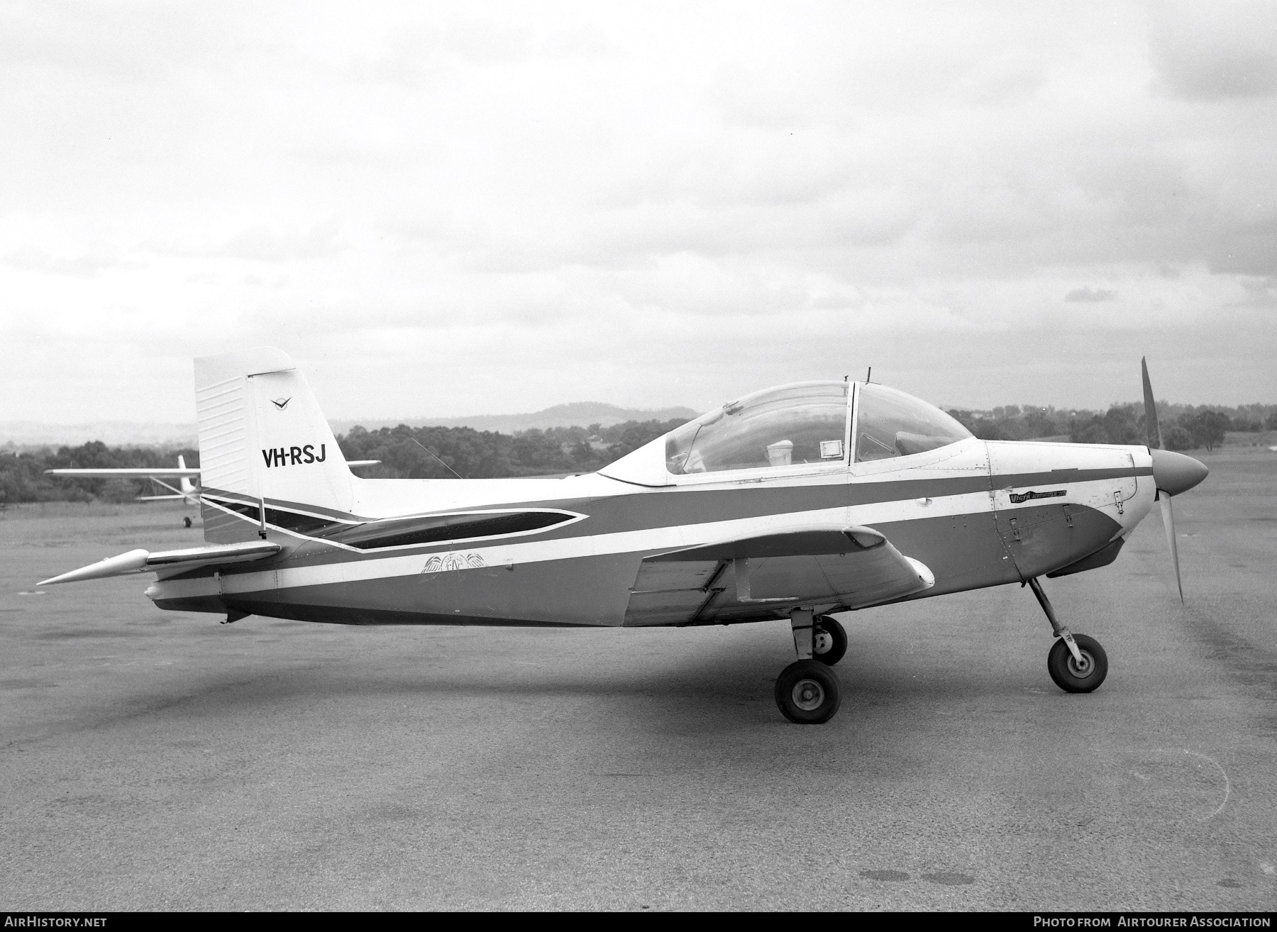 Aircraft Photo of VH-RSJ | Victa Airtourer 115 | Camden Aero Club | AirHistory.net #403831