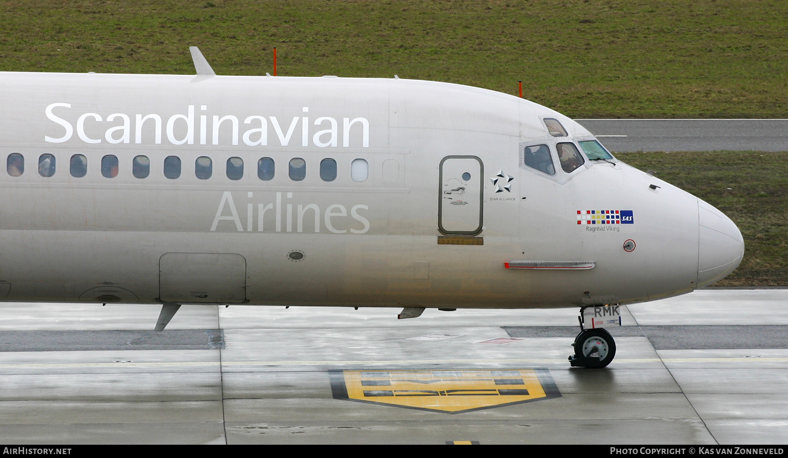 Aircraft Photo of LN-RMK | McDonnell Douglas MD-87 (DC-9-87) | Scandinavian Airlines - SAS | AirHistory.net #403846